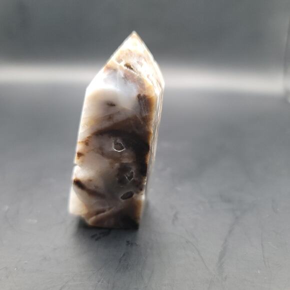 Sphalerite Tower, 49g - Picture 2 of 4